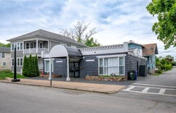 413 High Street, Bristol, RI 02809