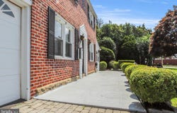 9 STRATHAVEN DR, BROOMALL, PA 19008