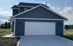 1905 Bluestem Drive, Mankato, MN 56001