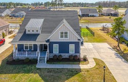 8945 Chesterfield Drive NW, Calabash, NC 28467