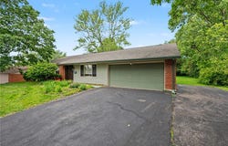 125 Boyce Road, Centerville, OH 45458