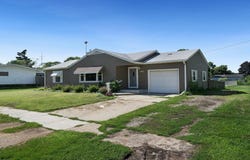 206 W Green, FORRESTON, IL 61030