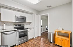 4 CANDLEMAKER COURT, BALTIMORE, MD 21208