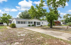 139 NE 18th Street, Oak Island, NC 28465