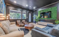 2283 YOUNG, Memphis, TN 38104