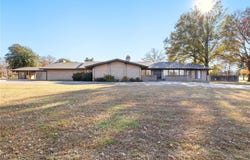 305 Irving  ST, Gravette, AR 72736