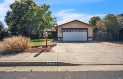 137 Gentry Circle, Vacaville, CA 95687