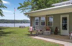 1035 LAKE DRIVE, SYLACAUGA, AL 35151