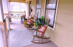 516 Riverside Dr, Fort Atkinson, WI 53538