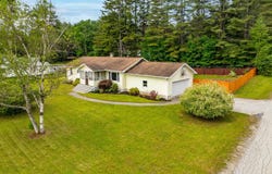 3 Pickhardt Lane, Schroon Lake, NY 12870