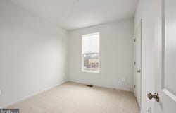 10170 QUEENS WAY, MANASSAS, VA 20110