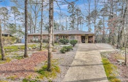 1 Montserrat, Hot Springs Village, AR 71909
