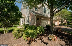 274 CHERRY LN #32, KENNETT SQUARE, PA 19348