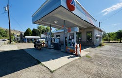 150 Mountian Boulevard, Mount Vernon, OR 97865