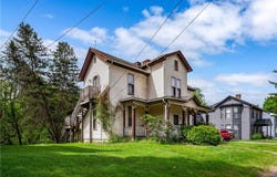 250 E Neshannock Ave, New Wilmington Boro, PA 16142