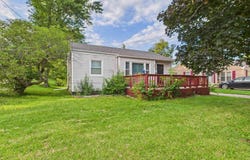 903 E Pennsylvania Avenue, Ottumwa, IA 52501