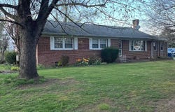 2226 HARNEY ROAD, LITTLESTOWN, PA 17340