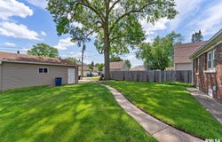 2424 18TH Avenue A, Moline, IL 61265