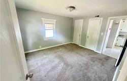 200 E Williamson Street, Versailles, MO 65084