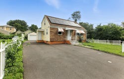 34 Gilbert Avenue, Bloomfield, CT 06002