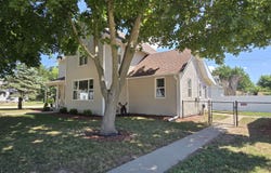 800 13TH Avenue, Fulton, IL 61252