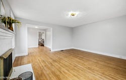 407 W 1St Ave, Lenoir City, TN 37771