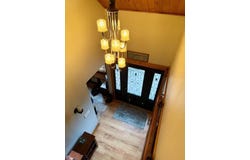 30 Woodhaven Drive, Lewiston, ME 04240