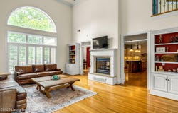 13203 Hampton Cir, Goshen, KY 40026