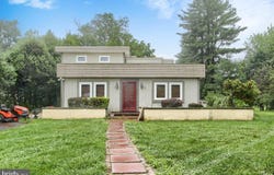 911 NIXON DRIVE, MECHANICSBURG, PA 17055