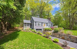 135 Locust St, Holliston, MA 01746