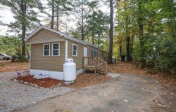 8 Hubbard Road, Deering, NH 03244