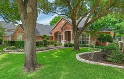 912 Walnut Falls Circle, Mansfield, TX 76063