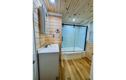 100 Noble Street, OAK HILL, WV 25901