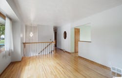 7109 Sun Valley Drive, Omaha, NE 68157