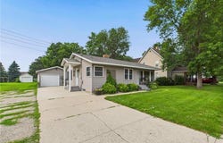 565 Lowery Avenue, Belgrade, MN 56312