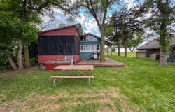 19506 Wood Vine Ln, Huron, SD 57350