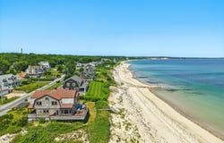 45 Phillips Road, Sagamore, MA 02561