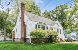 44 Hillcrest Dr, Wayne Twp., NJ 07470-5729