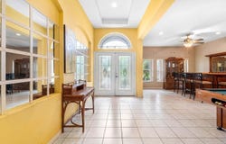 444 YORK DALE Drive, RUSKIN, FL 33570