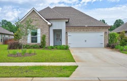 75 E Apollo Avenue, Freeport, FL 32439