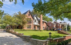 1010 W 65th Street, Kansas City, MO 64113