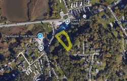 41 Armour Rd, Nitro, WV 25143