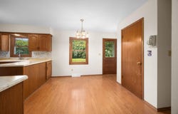 3635 S Loretta Ln, New Berlin, WI 53151