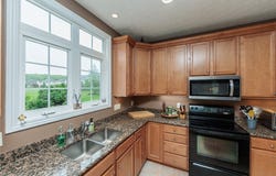 215 Prestwick Drive, Broadview Heights, OH 44147