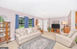 501 MACINTOSH DR, FALLING WATERS, WV 25419