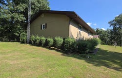 19701 520Th Street, Centerville, IA 52544