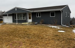 558  W 9th, Winner, SD 57580