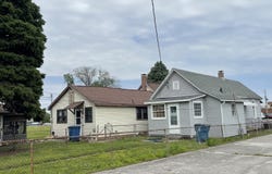 1610 N 4th Street, Terre Haute, IN 47804