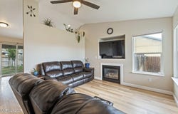 211 Emigrant Way, Fernley, NV 89408