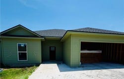 411 North Wrangler Street, Franklin, TX 77856